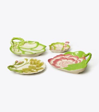 Assortiment de 4 assiettes décoratives à motif feuillage