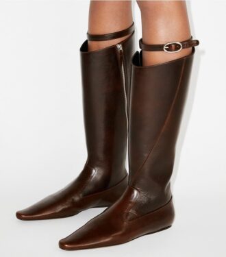 Bottes d&rsquo;équitation torsadées
