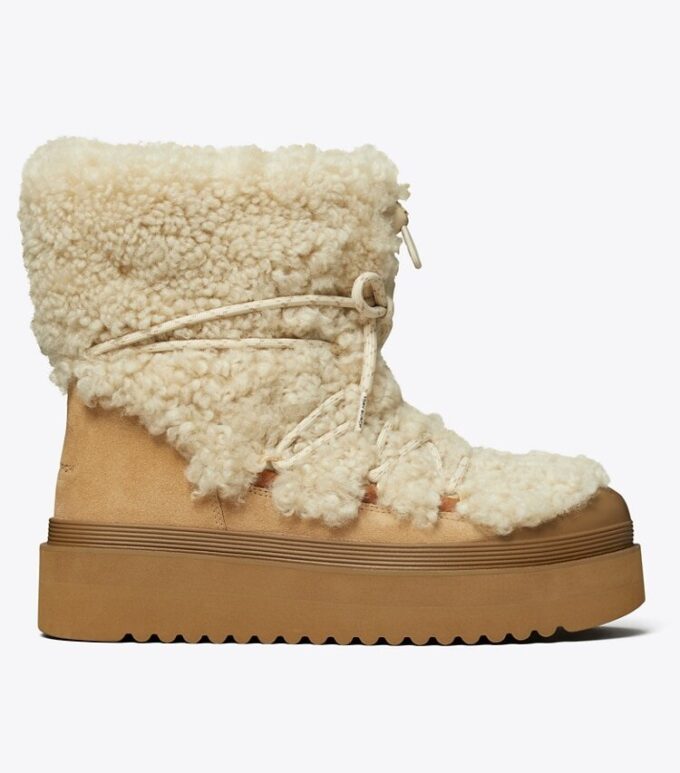 Bottes à lacets en peau lainée douce Bottes à lacets en peau lainée douce