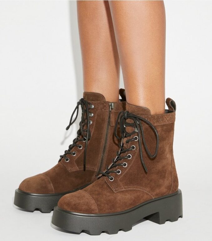 Bottes à semelles crantées T Monogram