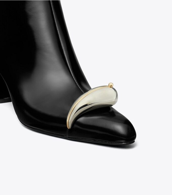 Bottines à talons pour oreilles percées Bottines à talons pour oreilles percées