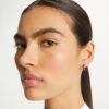 Boucles d&rsquo;oreilles Huggie Icon en émail