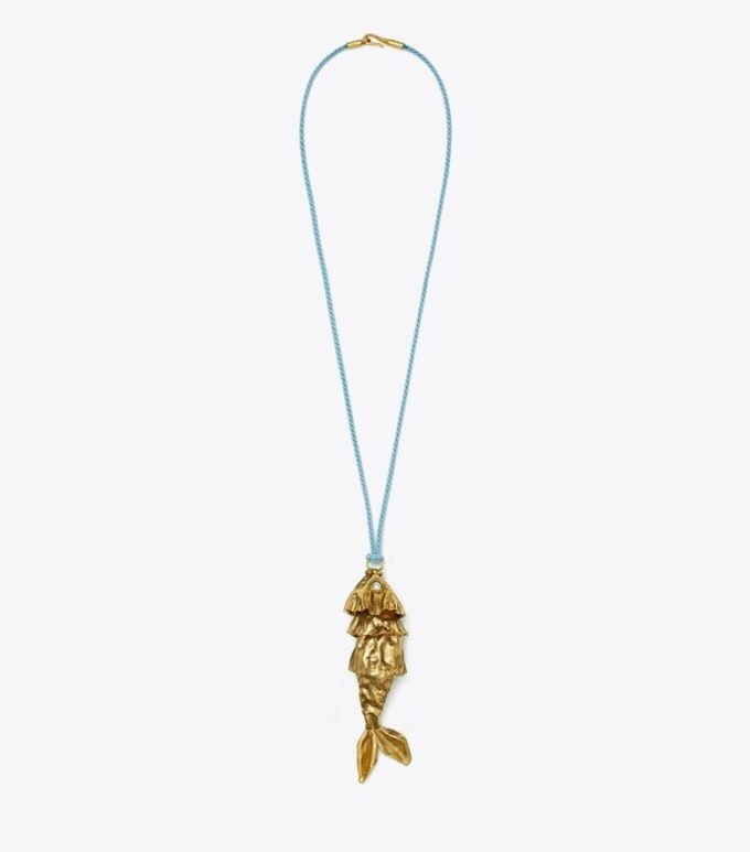 Collier avec pendentif poisson Collier avec pendentif poisson