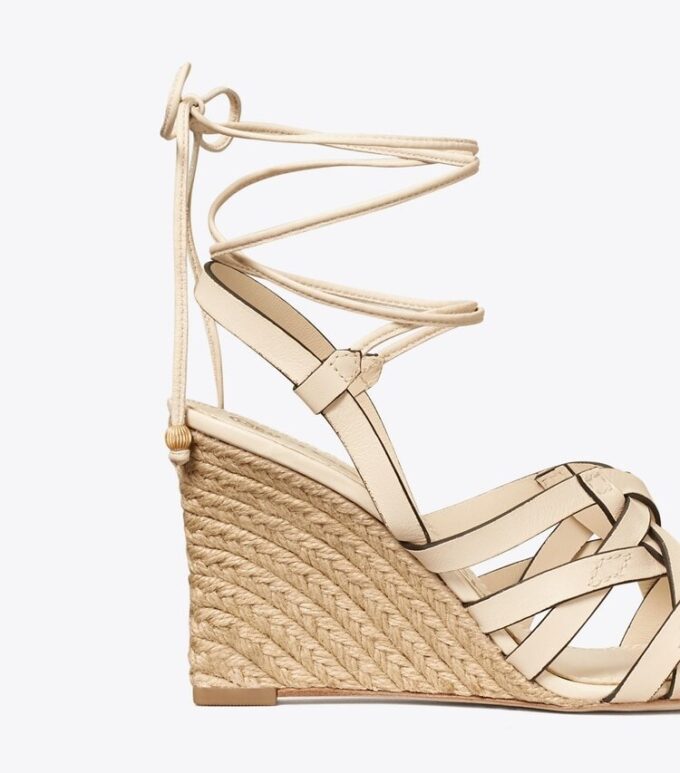 Espadrilles compensées à motif tressé Espadrilles compensées à motif tressé