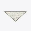 Foulard triangle en soie Foulard triangle en soie