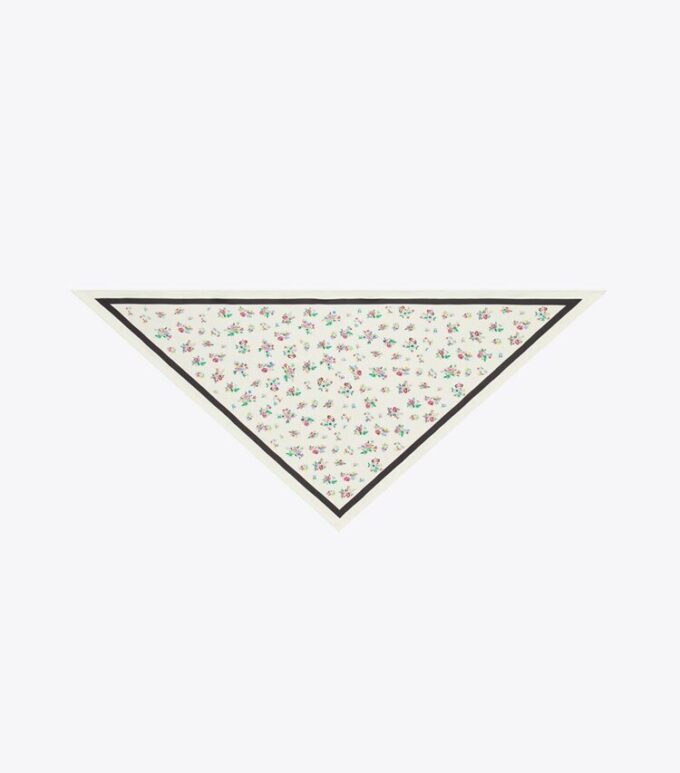 Foulard triangle en soie Foulard triangle en soie