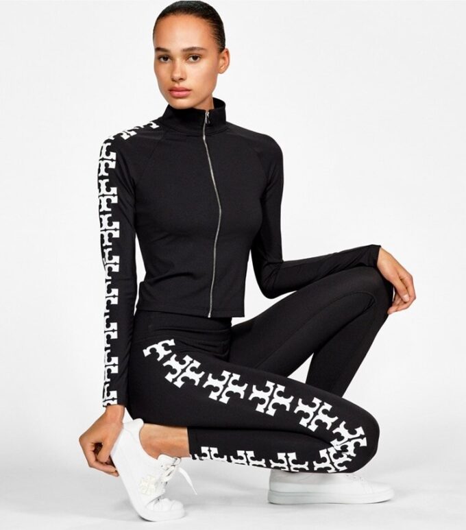 Haut zippé en nylon réfléchissant avec logo Haut zippé en nylon réfléchissant avec logo