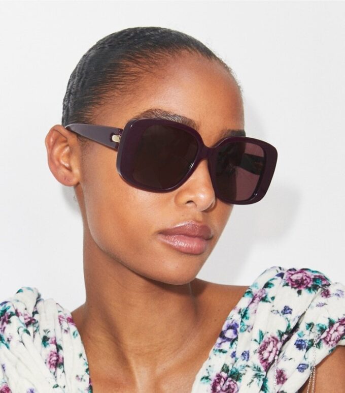 Lunettes de soleil carrées oversize pour oreilles percées Lunettes de soleil carrées oversize pour oreilles percées
