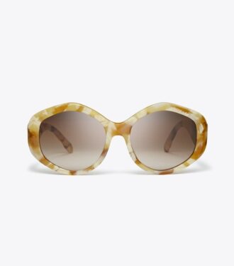 lunettes de soleil gomtriques kira 1 330x375 - Lunettes de soleil g&eacute;om&eacute;triques Kira