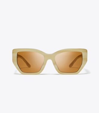 lunettes de soleil gomtriques oversize kira 1 1 330x375 - Lunettes de soleil g&eacute;om&eacute;triques oversize Kira
