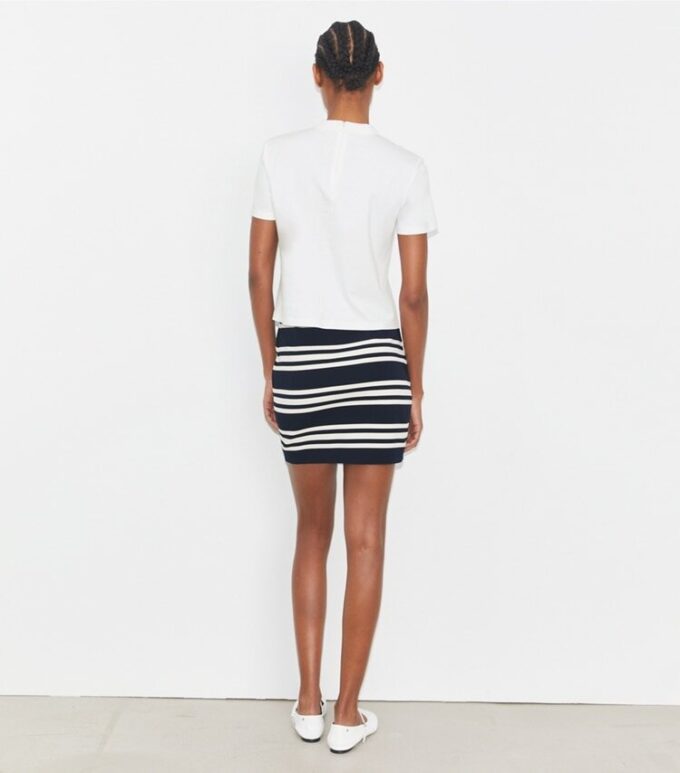Mini-jupe en viscose Mini-jupe en viscose
