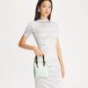 Mini sac fourre-tout en satin avec poignées serpent Mini sac fourre-tout en satin avec poignées serpent