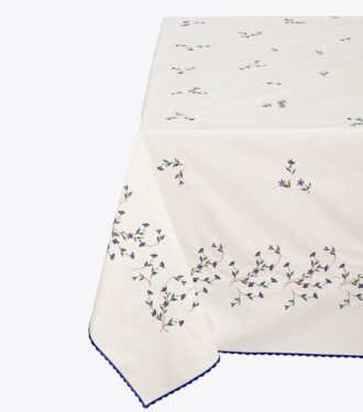 Nappe carrée brodée Jolie Fleur