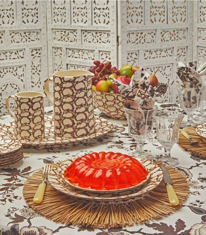 Nappe carrée Happy Times Bouquet, 178 cm x 178 cm Nappe carrée Happy Times Bouquet, 178 cm x 178 cm