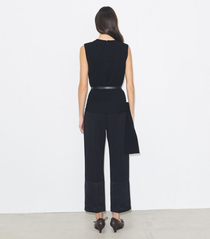 Pantalon court en crêpe Pantalon court en crêpe