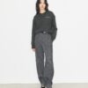 Pantalon large en laine Pantalon large en laine