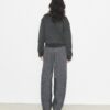 Pantalon large en laine Pantalon large en laine