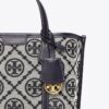 Perry T Monogram Petit sac fourre-tout à trois compartiments Perry T Monogram Petit sac fourre-tout à trois compartiments