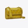 Petit sac à bandoulière convertible Fleming en cuir verni à plis Petit sac à bandoulière convertible Fleming en cuir verni à plis