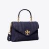 Petit sac à bandoulière en denim matelassé Kira Petit sac à bandoulière en denim matelassé Kira