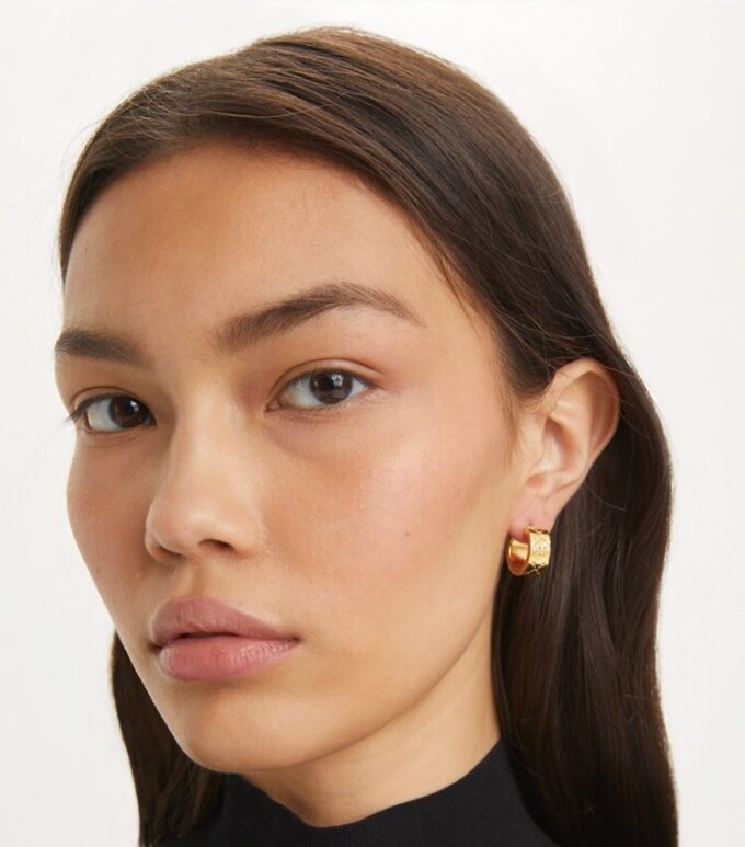 Petites boucles d&rsquo;oreilles créoles Icon T Monogram