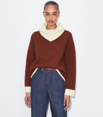 Pull en laine à col contrasté