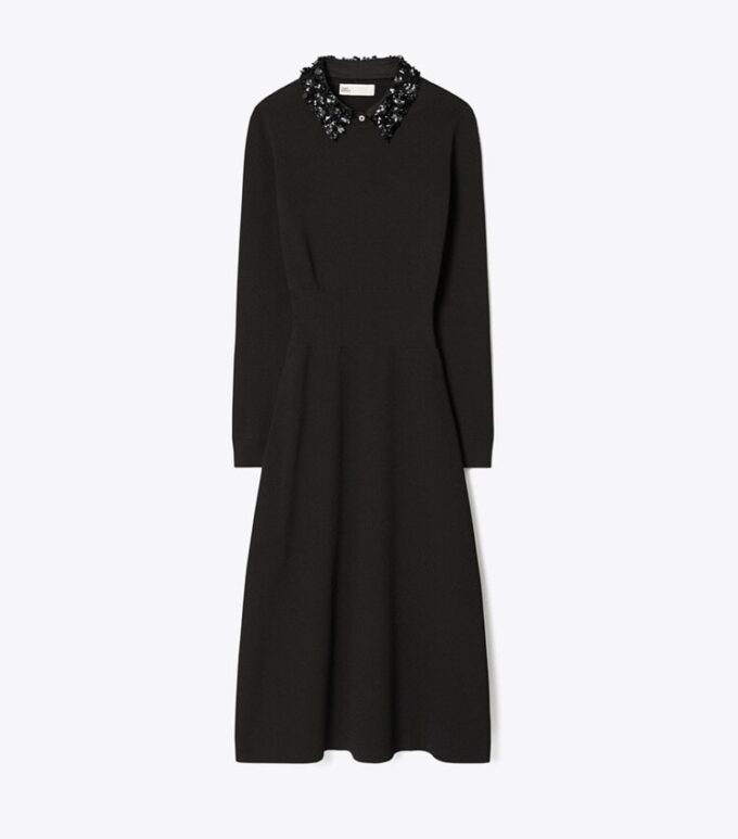 Robe à col orné Robe à col orné
