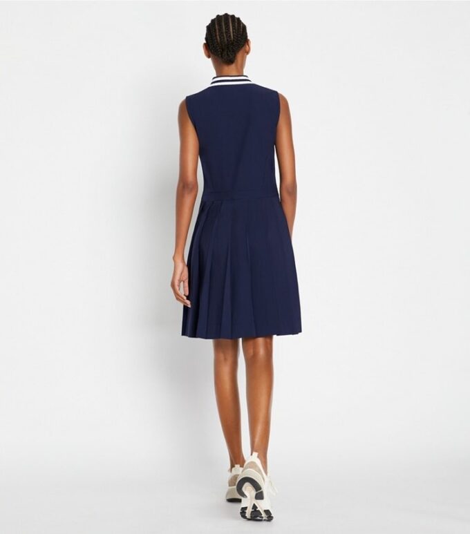 Robe de golf à col plissé performante Robe de golf à col plissé performante