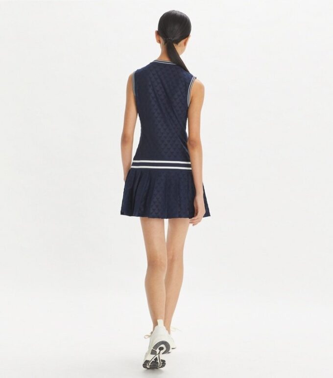 Robe de tennis en jacquard éponge Robe de tennis en jacquard éponge