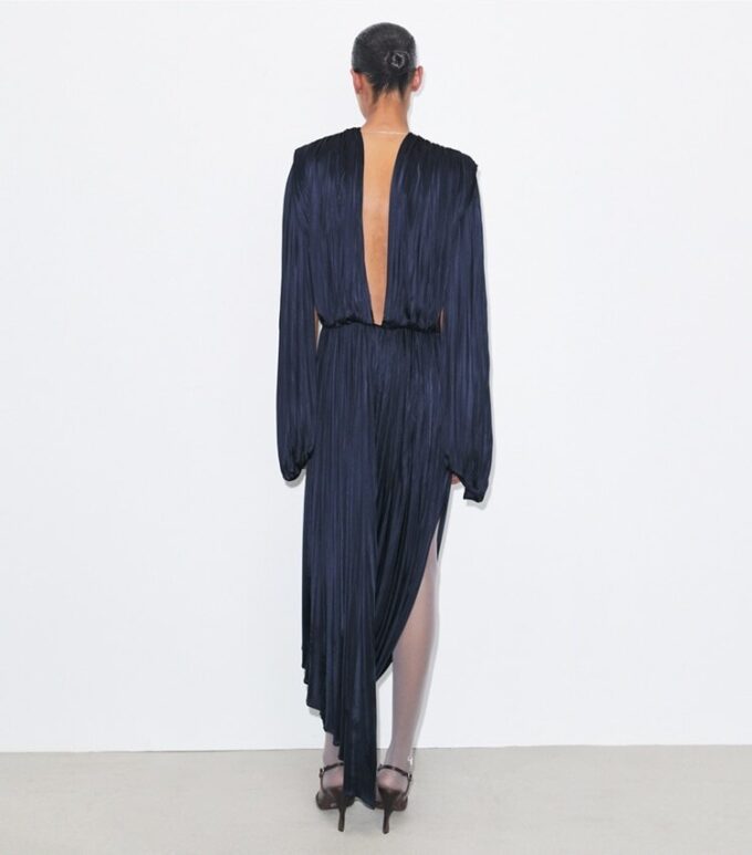 Robe plissée drapée en viscose Robe plissée drapée en viscose