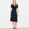Robe plissée à monogramme T Pointelle Robe plissée à monogramme T Pointelle