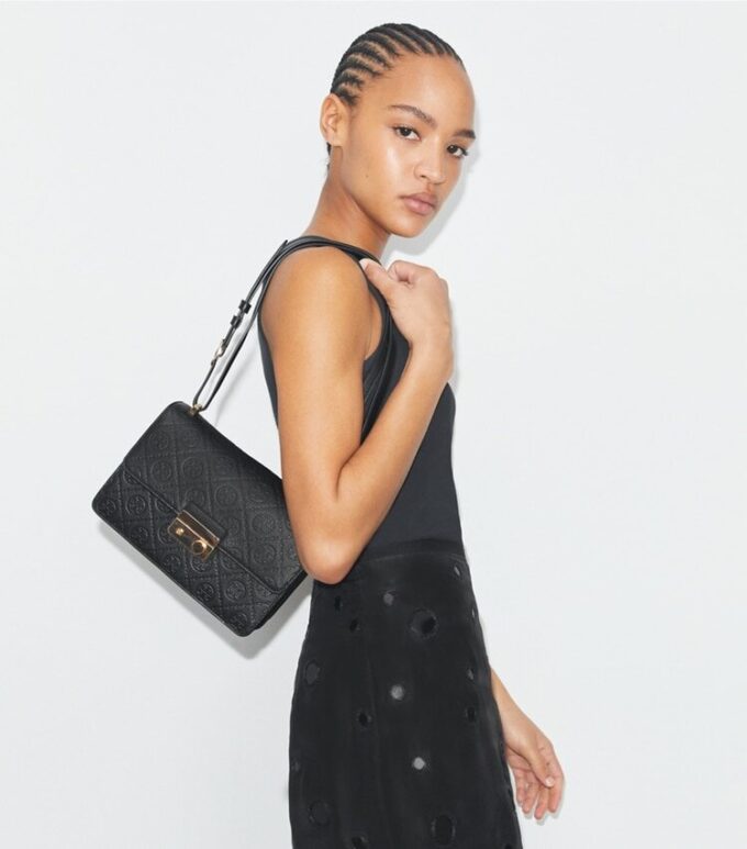 Sac à bandoulière T Monogram Pebbled Sac à bandoulière T Monogram Pebbled