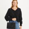 Sac cabas à poignées T Monogram embossé Sac cabas à poignées T Monogram embossé