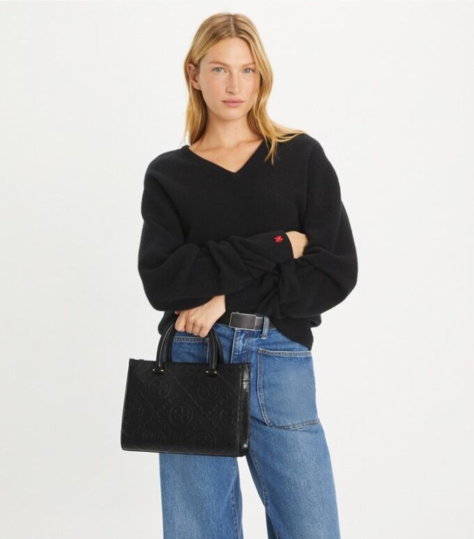 Sac cabas à poignées T Monogram embossé Sac cabas à poignées T Monogram embossé