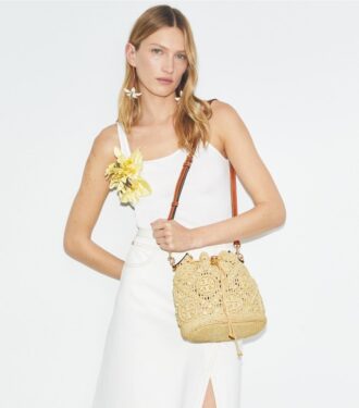 Sac seau en raphia T Monogram