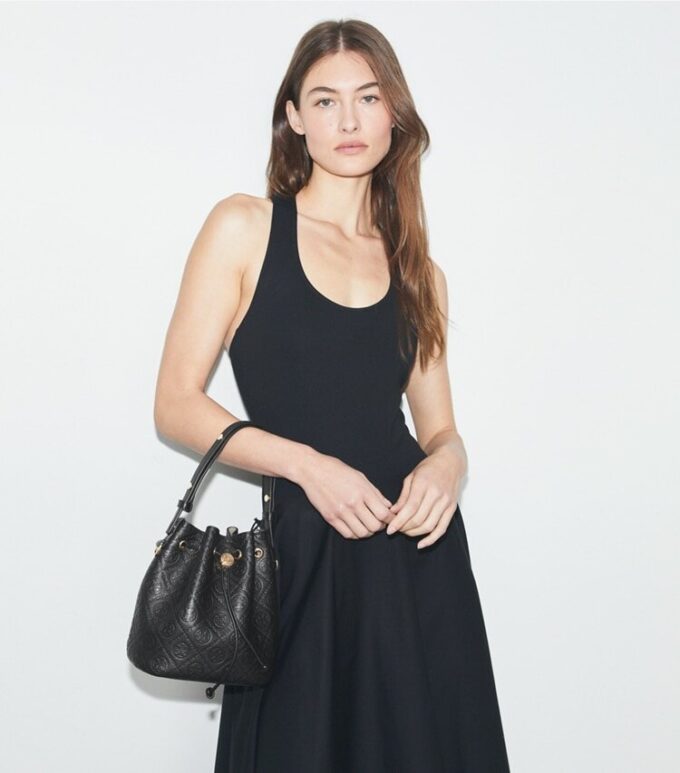 Sac seau grainé T Monogram Sac seau grainé T Monogram
