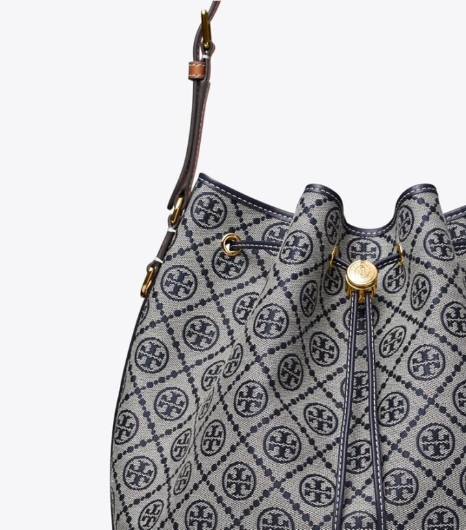 Sac seau oversize T Monogram Sac seau oversize T Monogram