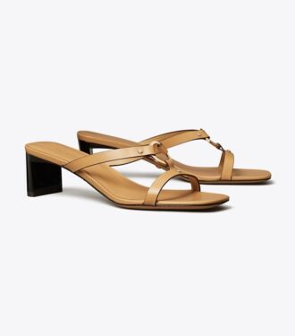 Sandales à talons et anneaux