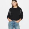 Sweat-shirt en molleton français brodé Sweat-shirt en molleton français brodé