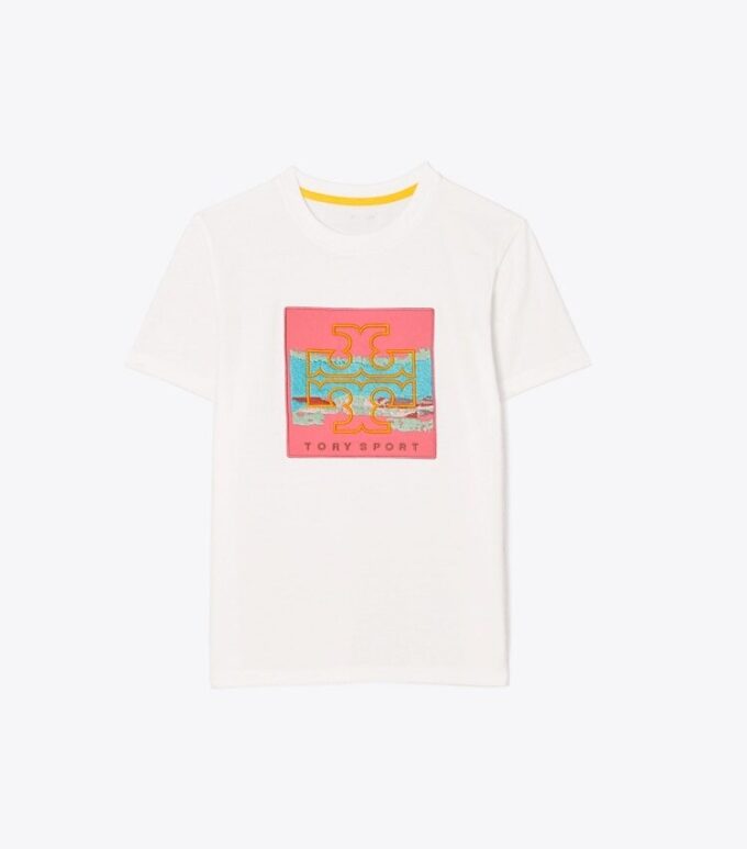 T-shirt avec patch logo graphique T-shirt avec patch logo graphique