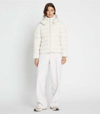 Veste matelassée en satin avec ceinture